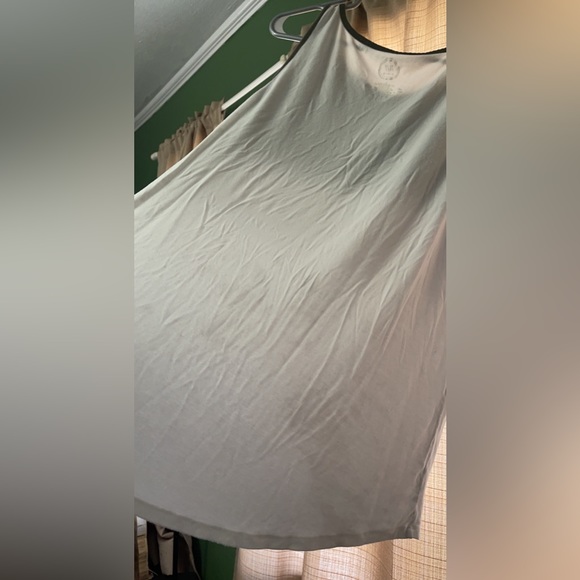 24/7 Maurices Tank Top White, Green & Mauve Large - Picture 4 of 4